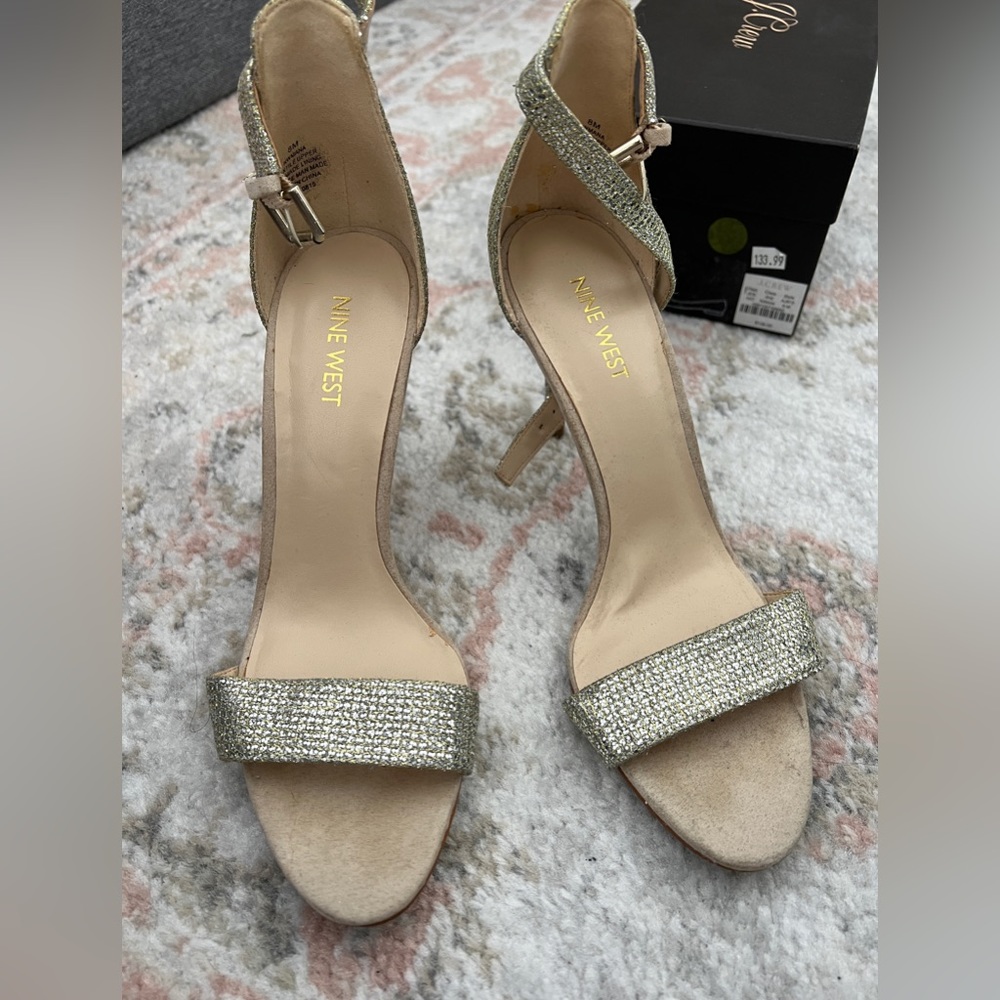 Nine West glitter sandals size 8